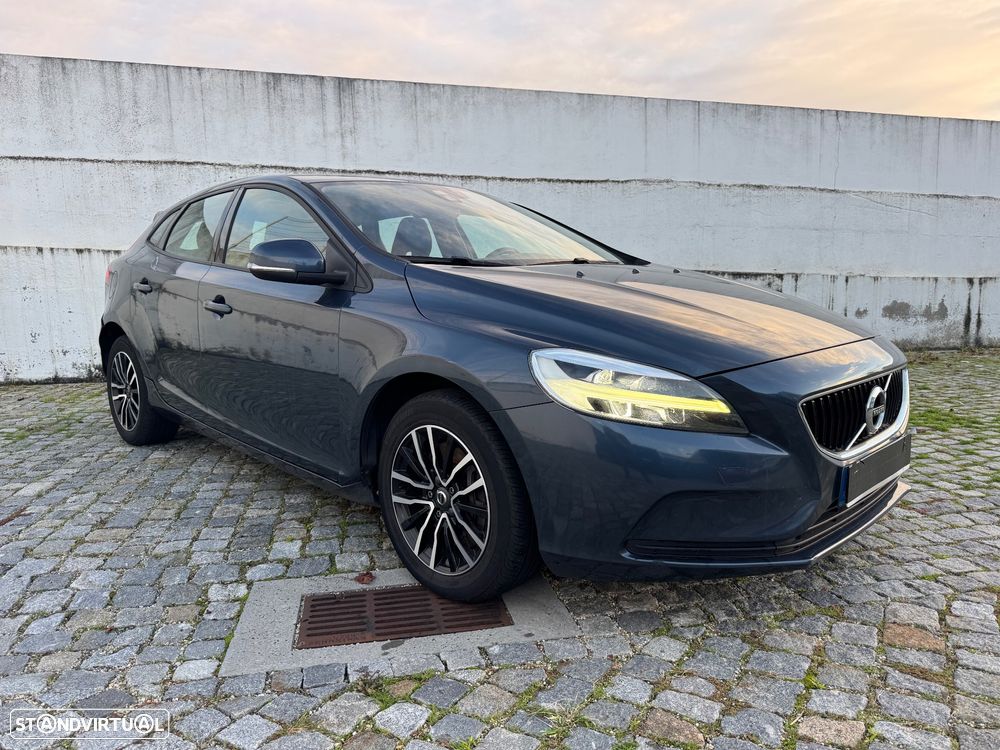 Volvo V40 2.0 D3 Momentum - 2