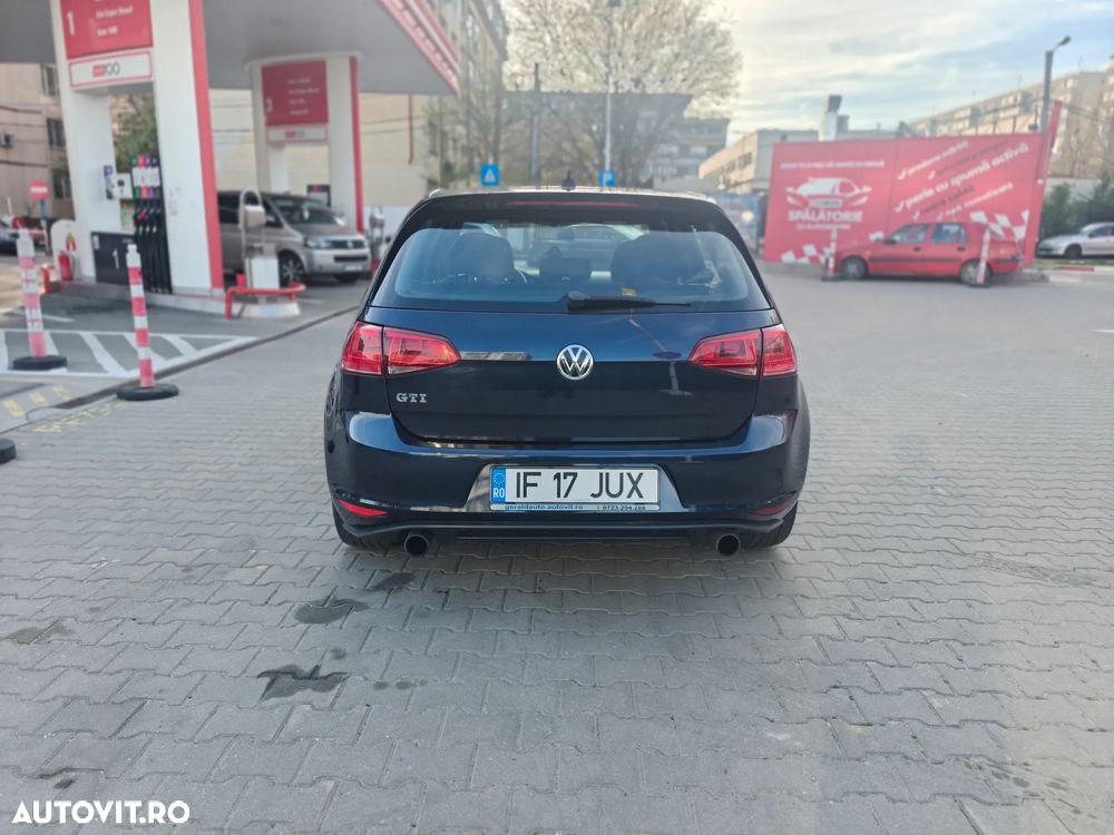 Volkswagen Golf 2.0 GTI DSG - 15