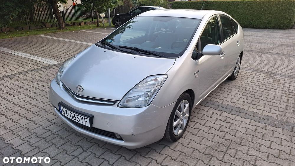 Toyota Prius 1.5 VVT-i Sol (nav) - 1