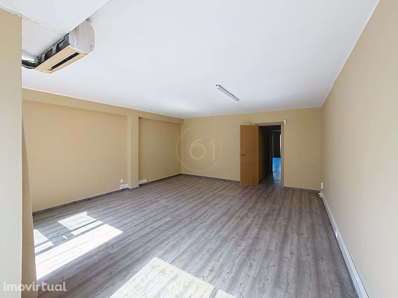 Escritório Av. da Boavista junto à Rotunda - Grande imagem: 3/11