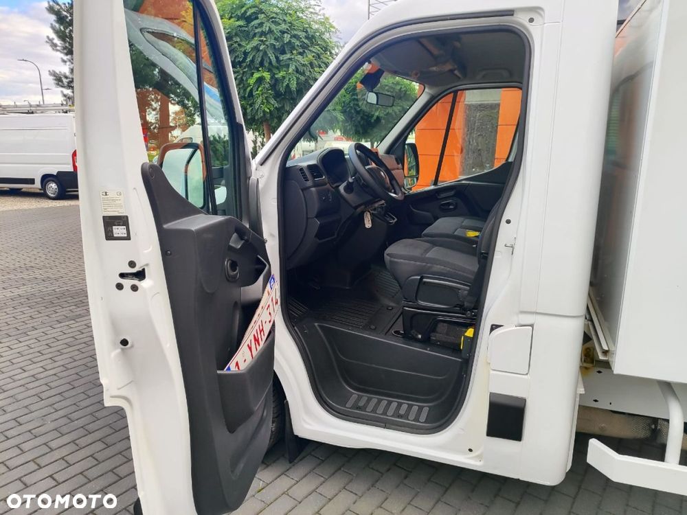 Renault Master - 15