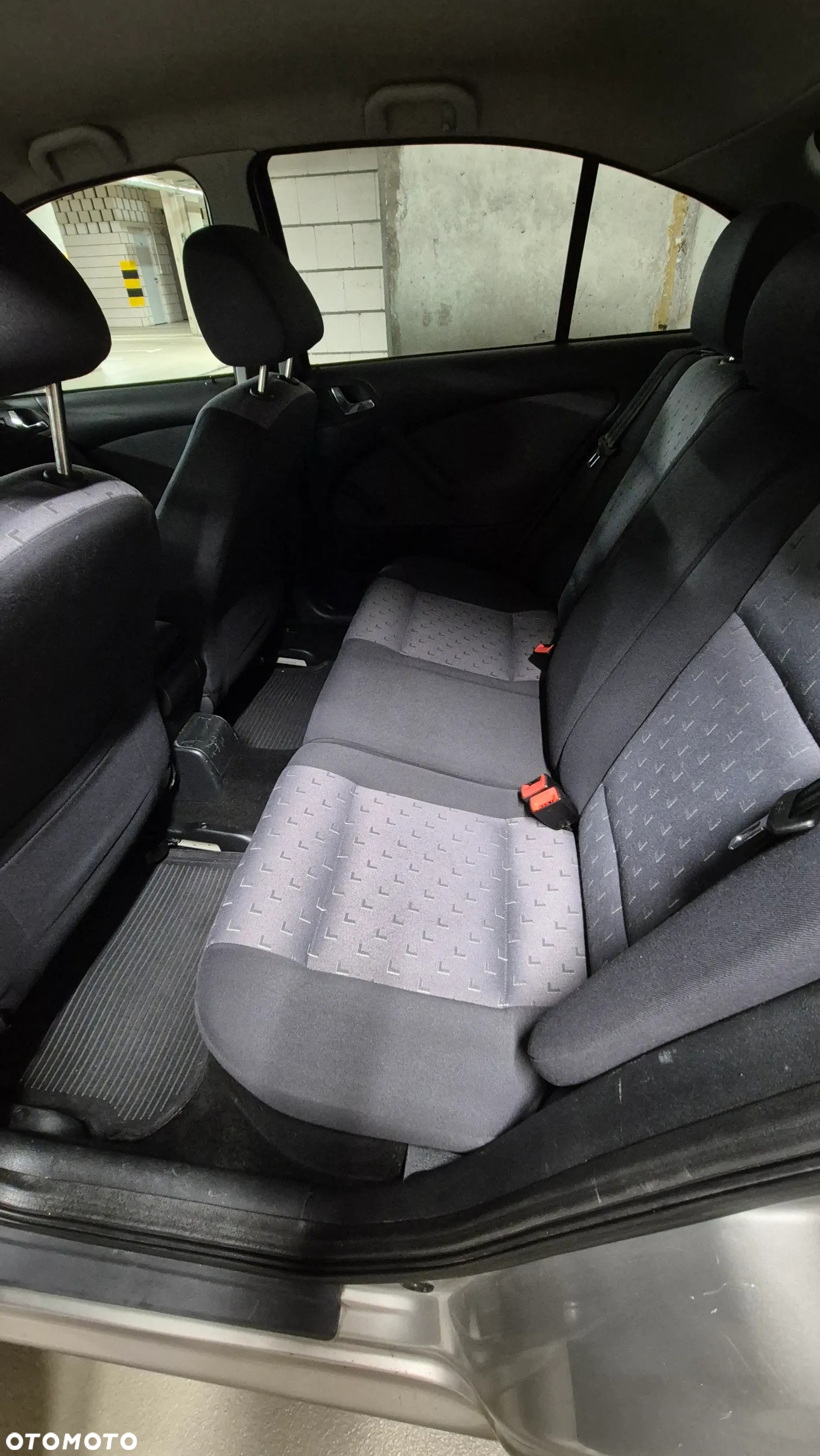 Skoda Octavia 1.6 Tour - 11