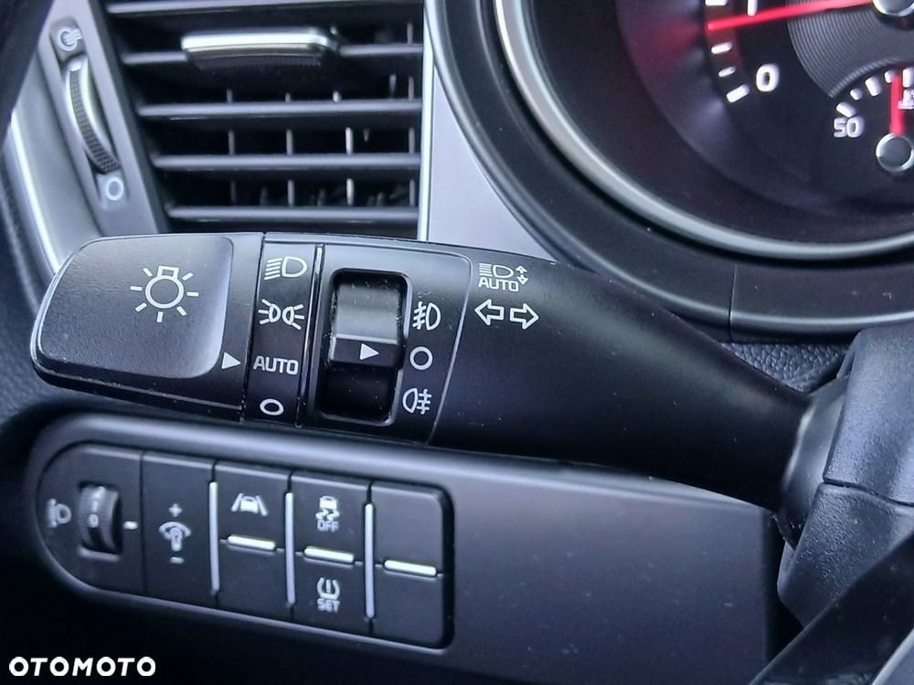 Kia Ceed 1.5 T-GDI M DCT - 23