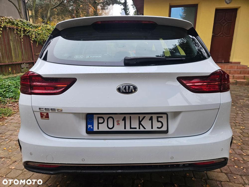 Kia Ceed 1.6 CRDi SCR M - 16