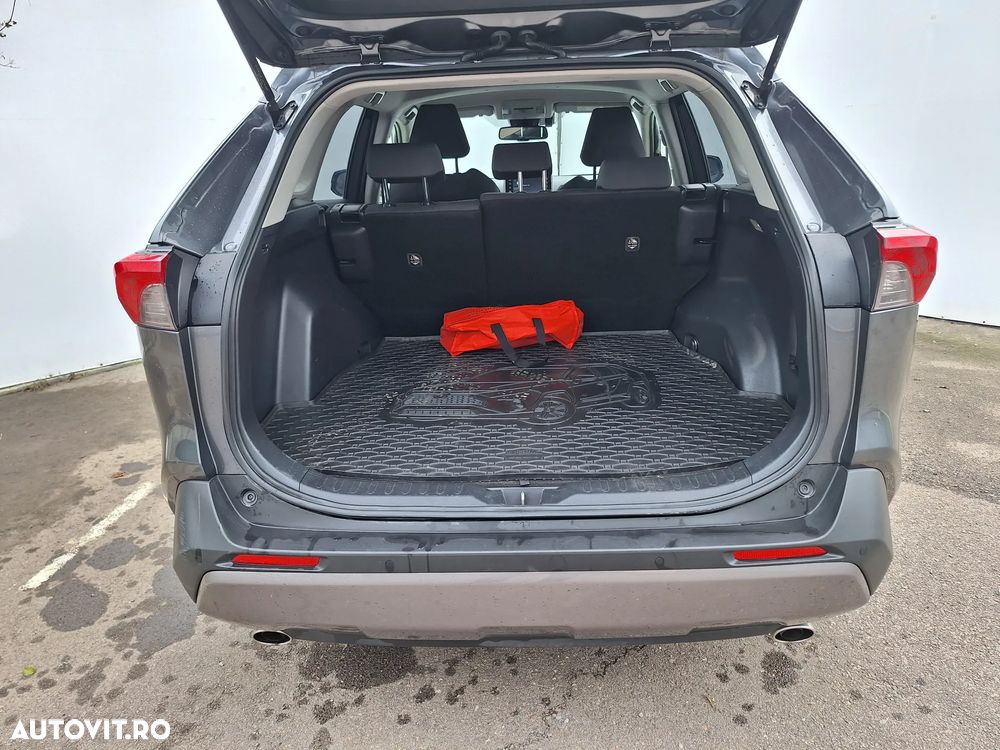 Toyota RAV4 - 22