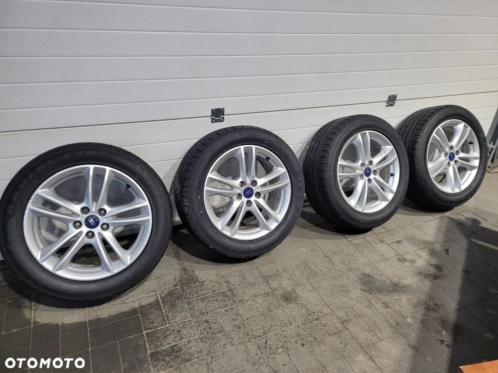 Ford Mondeo MK5 kombi 15r Kola felgi 7,5/17 5x108 - 2
