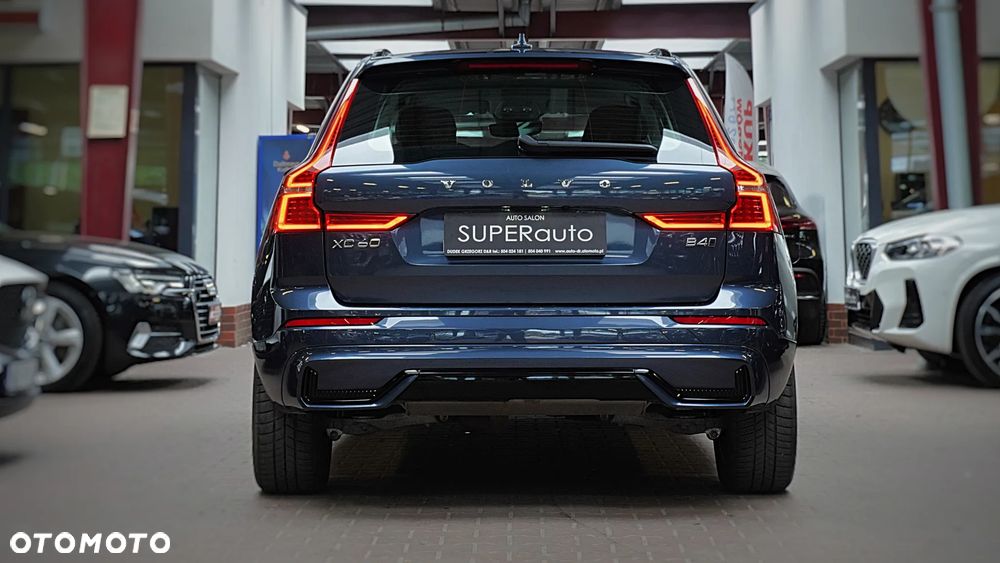 Volvo XC 60 B4 D AWD Plus Dark - 10