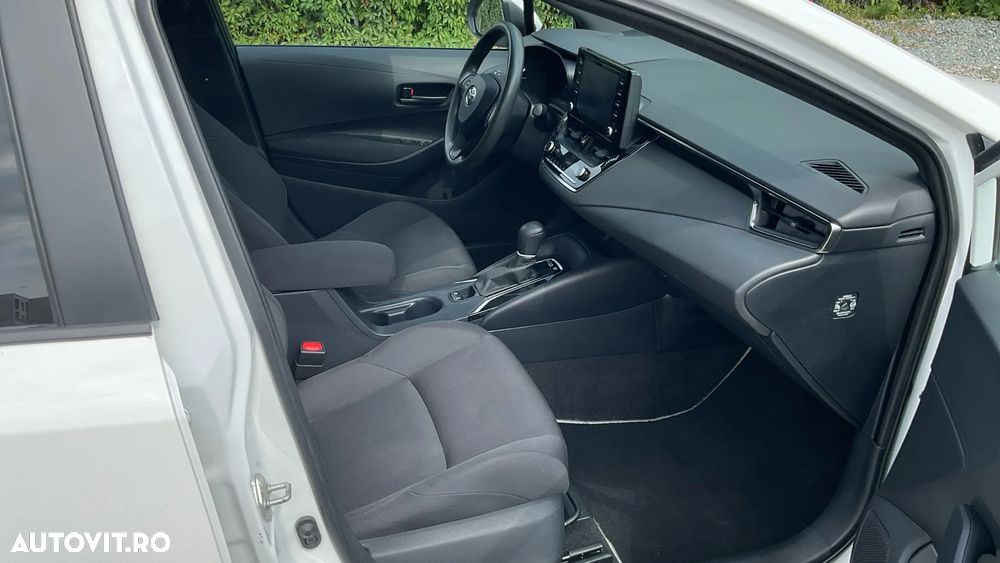Toyota Corolla 1.8 HSD Eco - 14