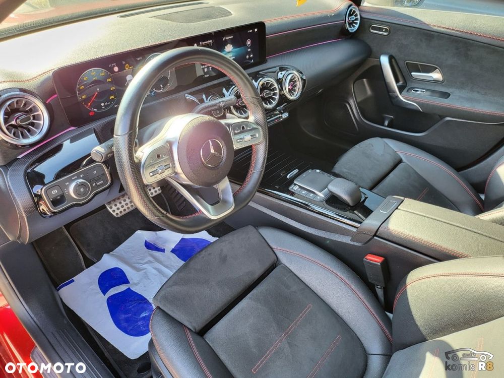 Mercedes-Benz CLA - 28