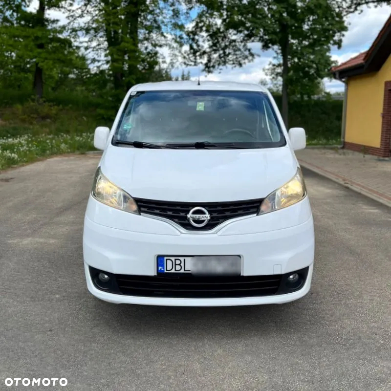 Nissan NV200 - 10