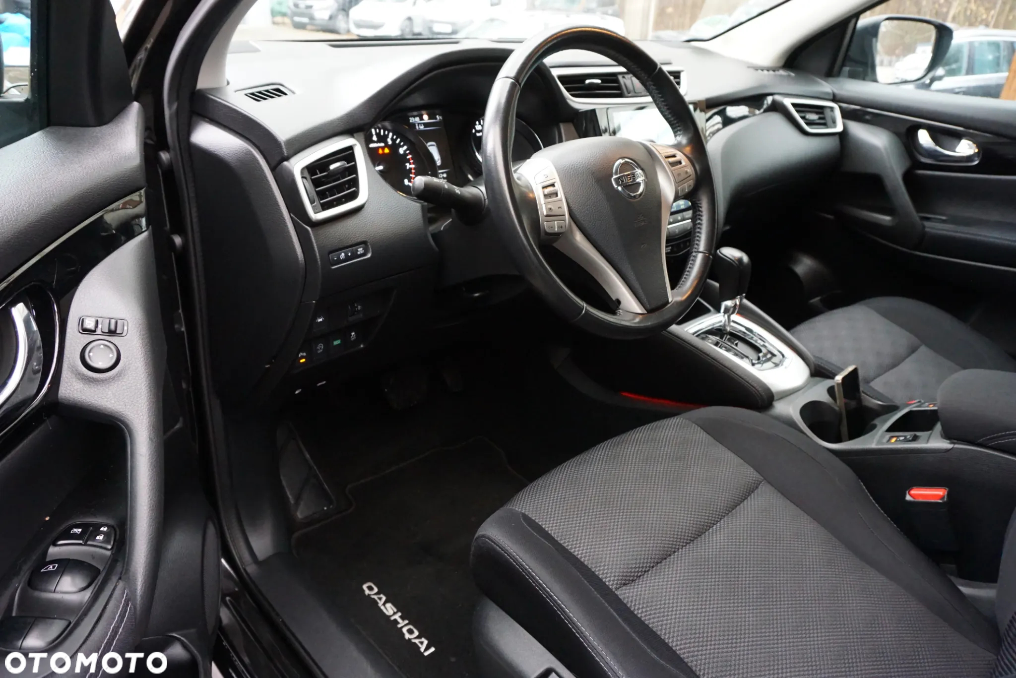 Nissan Qashqai 1.2 DIG-T Tekna Xtronic EU6 - 7