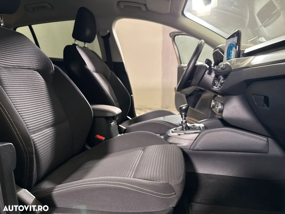 FORD Focus 2018 — imagine 11