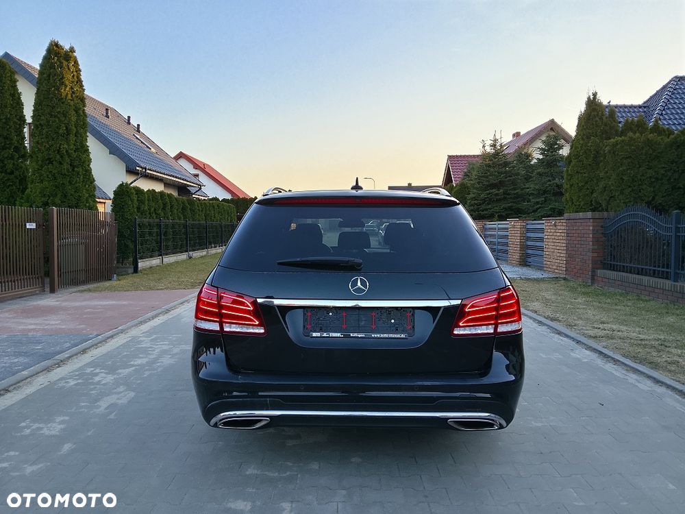 Mercedes-Benz Klasa E 350 d 4Matic 9G-TRONIC AMG Line - 4