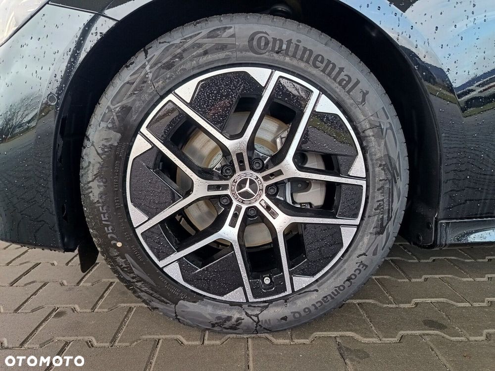 Mercedes-Benz Klasa E - 33