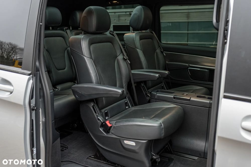 Mercedes-Benz Klasa V 300 d 9G-Tronic Exclusive (d³ugi) - 29