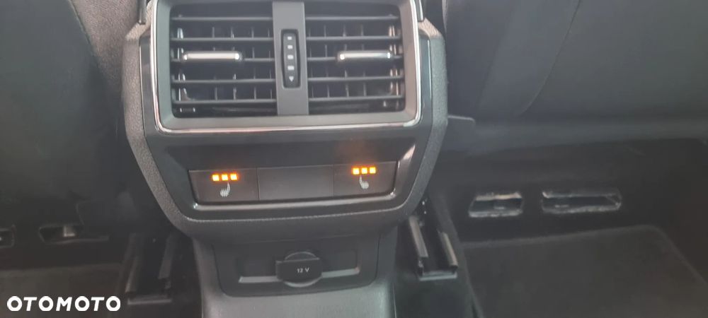 Skoda Karoq 2.0 TDI SCR 4x4 DSG Drive 125 - 18