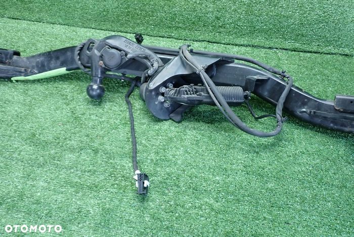 VW TIGUAN II 15- hak - 2