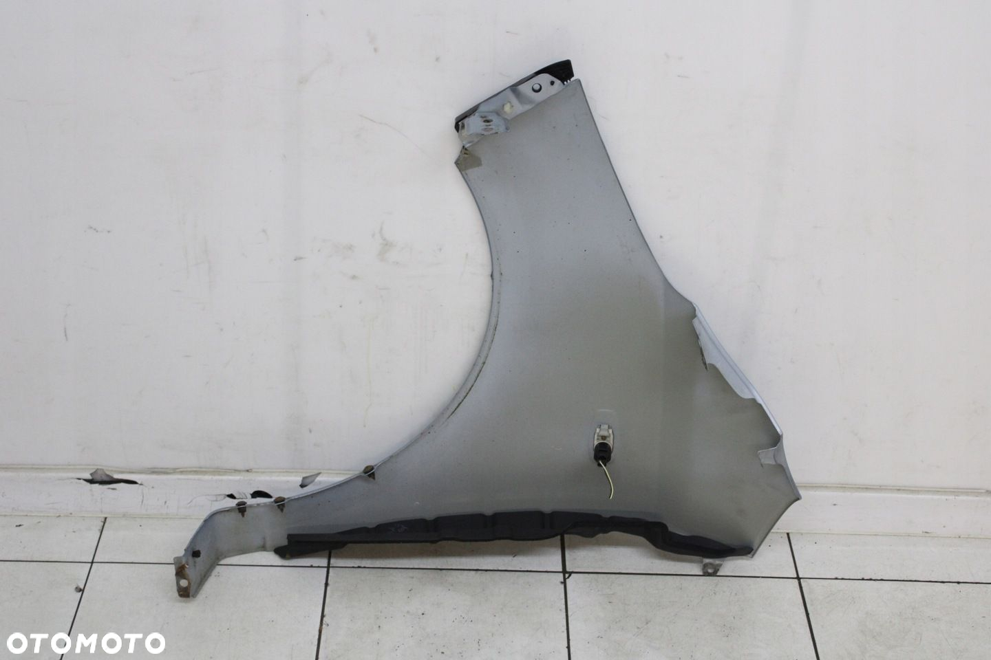 BŁOTNIK PRAWY PRZÓD PRZEDNI HYUNDAI I10 2007R- VEA - KOD LAKIERU - 7