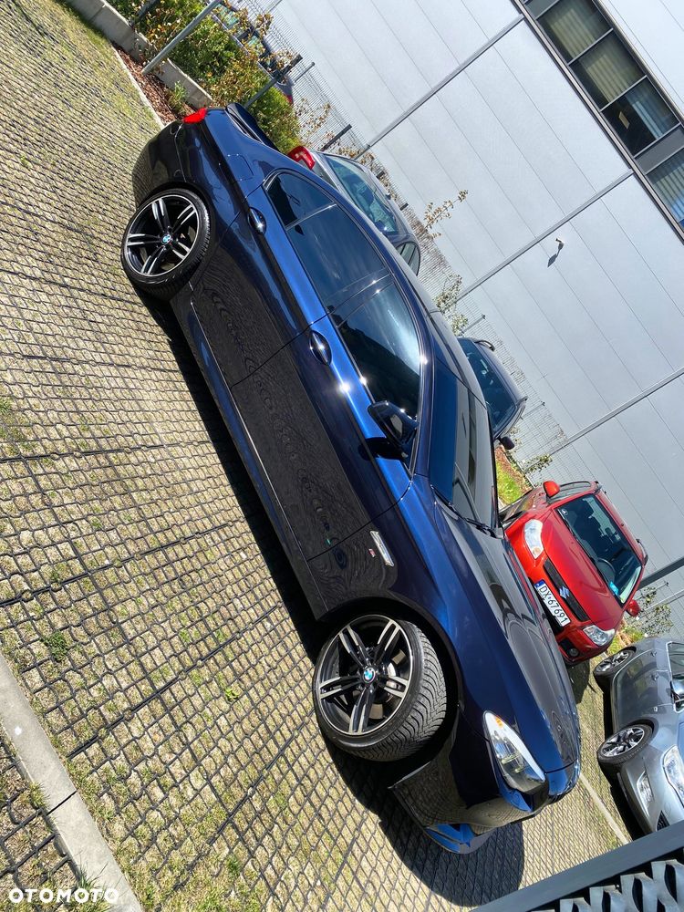 BMW Seria 5 525d xDrive - 27