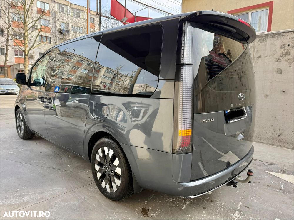 Hyundai Staria 2.2 CRDi Allrad Signature - 7