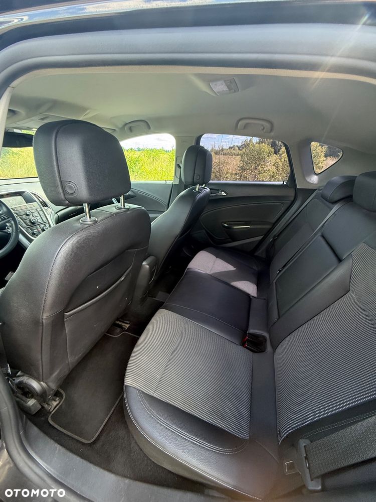 Opel Astra 2.0 CDTI Cosmo - 10