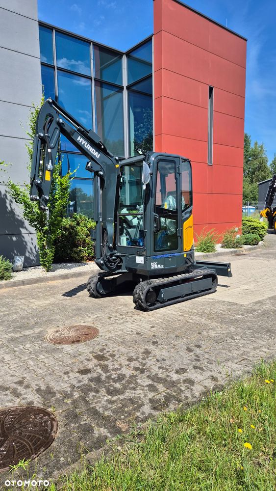 Hyundai HX25Az - 4