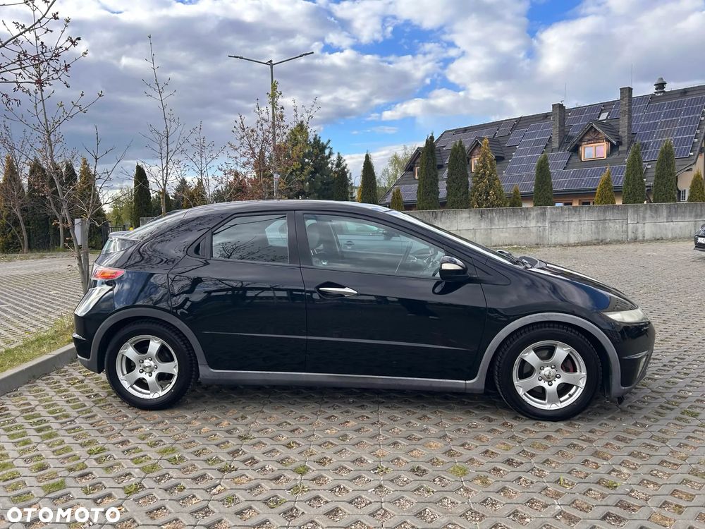 Honda Civic 1.8 Comfort - 8