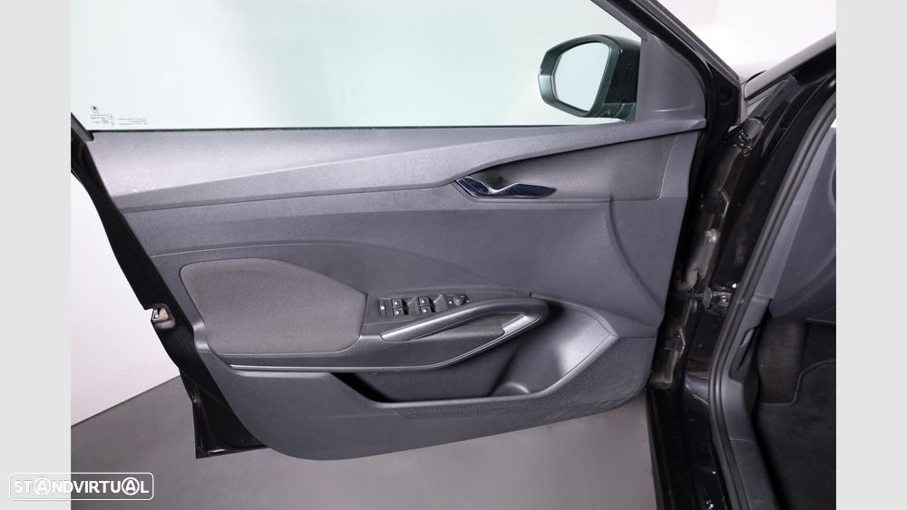 Skoda Fabia 1.0 TSI DSG — fotografia 9