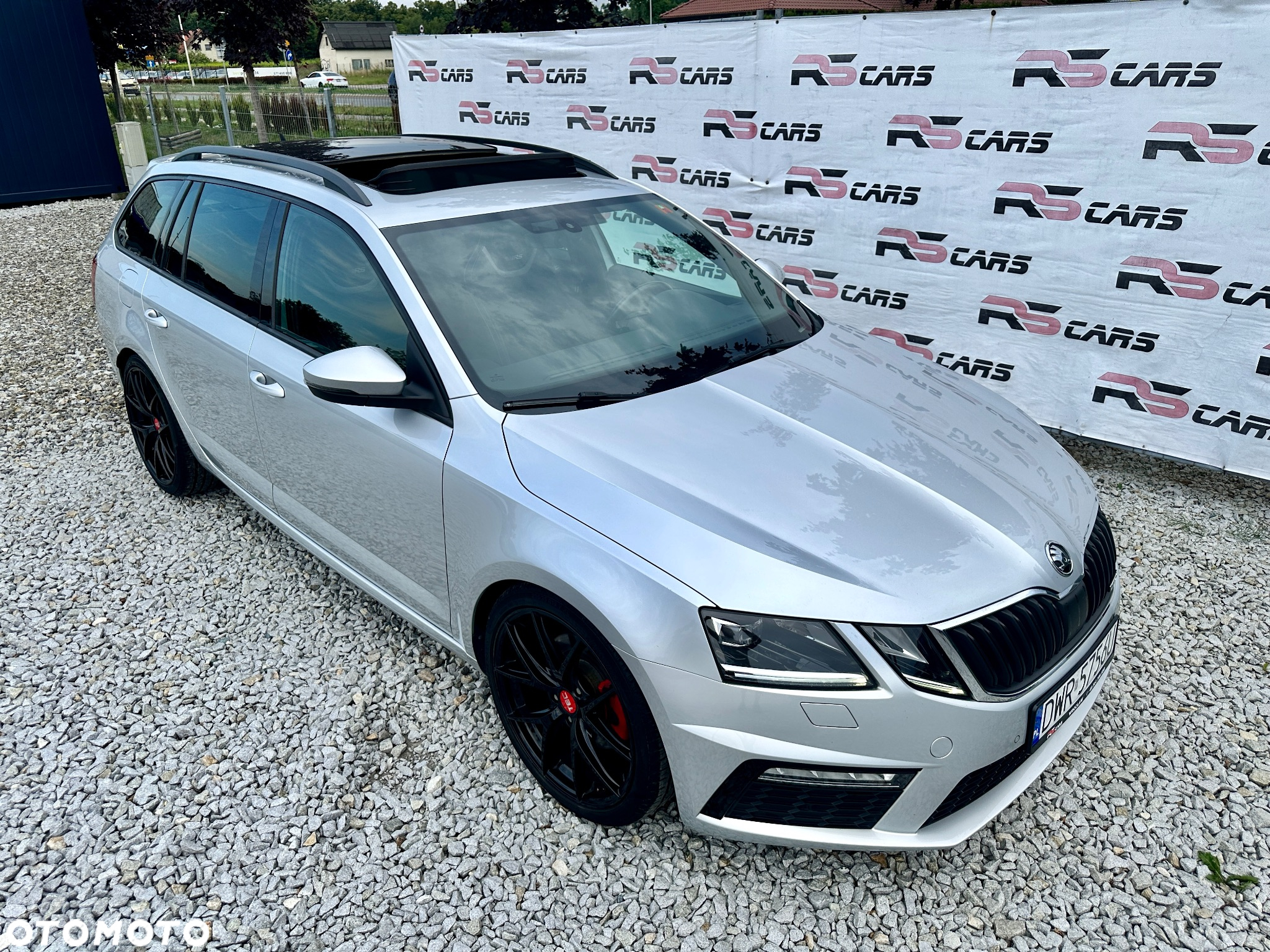 Skoda Octavia Combi 2.0 TDI DSG RS - 9