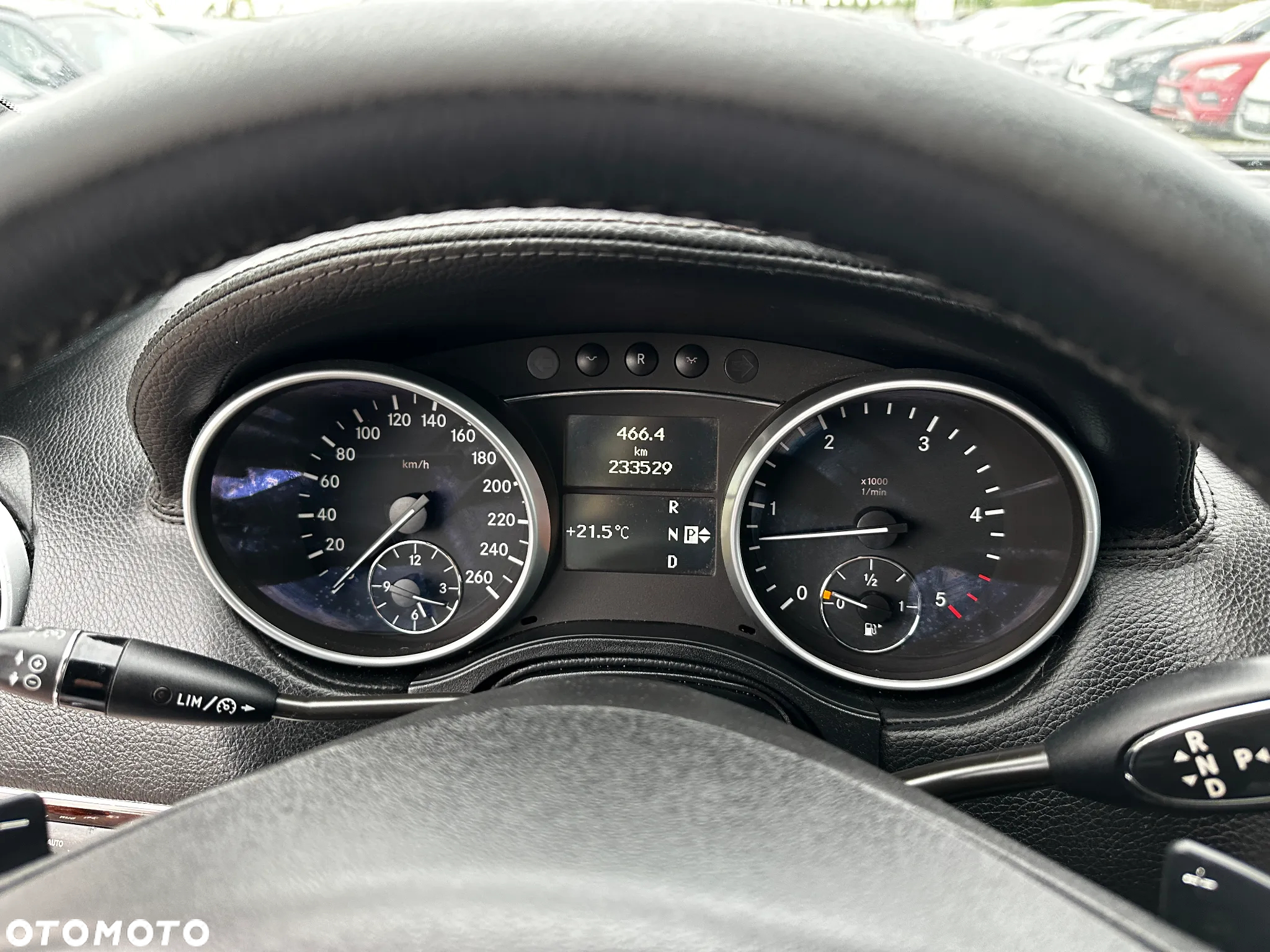 Mercedes-Benz ML - 9