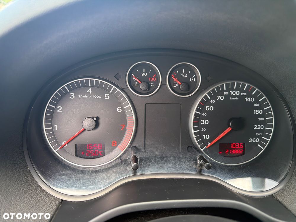 Audi A3 3-drzwiowe 1.6 Ambiente - 8