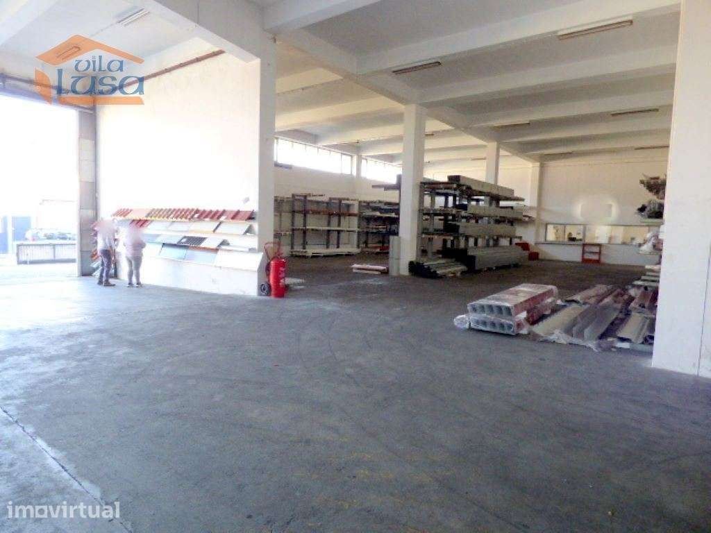 Armazém 8.000 m2 de área coberta Vila Nova de Gaia - Grande imagem: 2/20