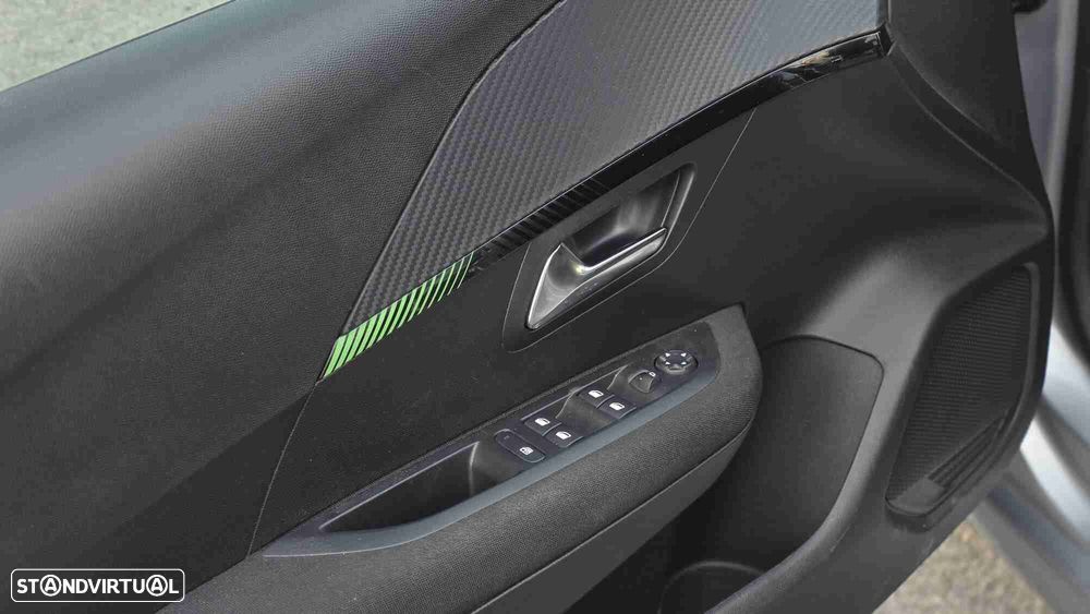 Peugeot 208 1.2 PureTech Active - 22