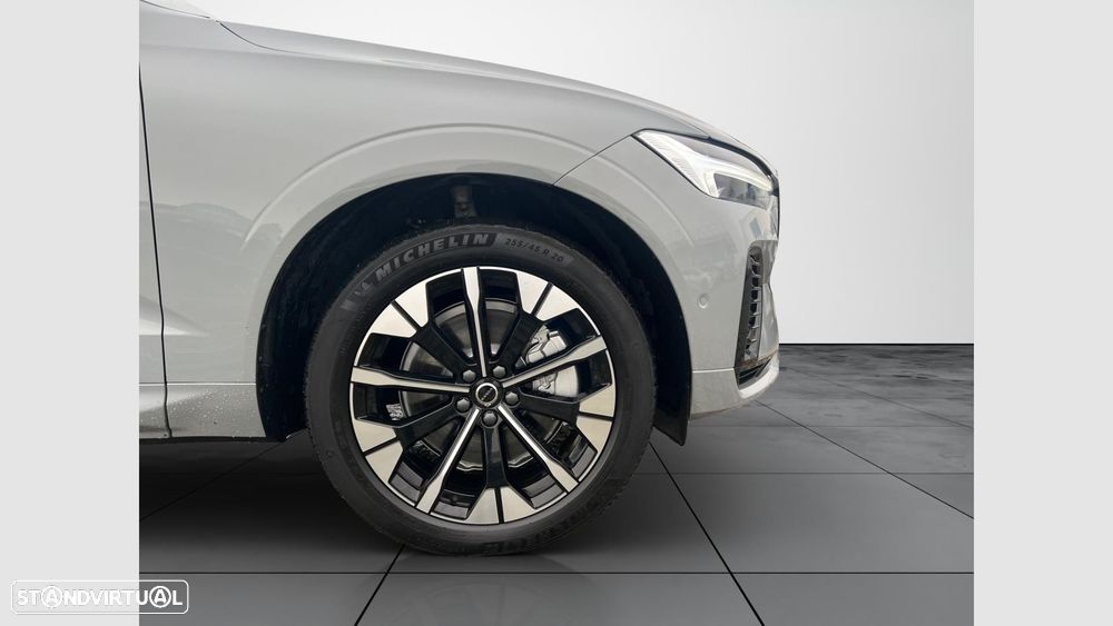 Volvo XC 60 2.0 T6 PHEV Plus Dark AWD - 9