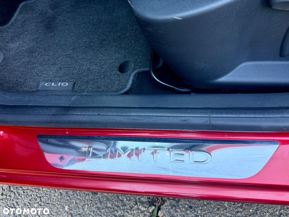 Renault Clio 1.2 16V Limited - 25