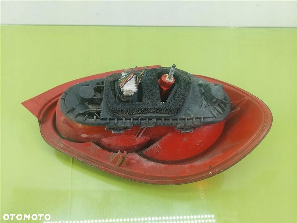 Lampa lewa tylna tył Toyota Aygo I 2005-2014 815600H020 ORYGINAŁ - 4