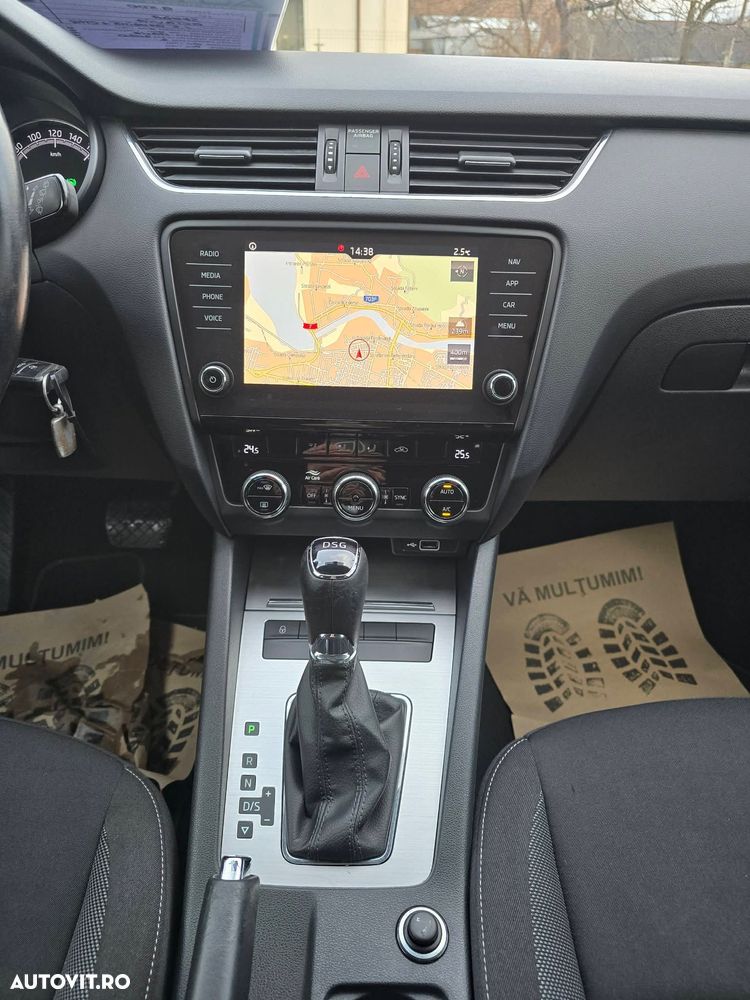 Skoda Octavia 1.5 TSI e-TEC DSG Clever - 7