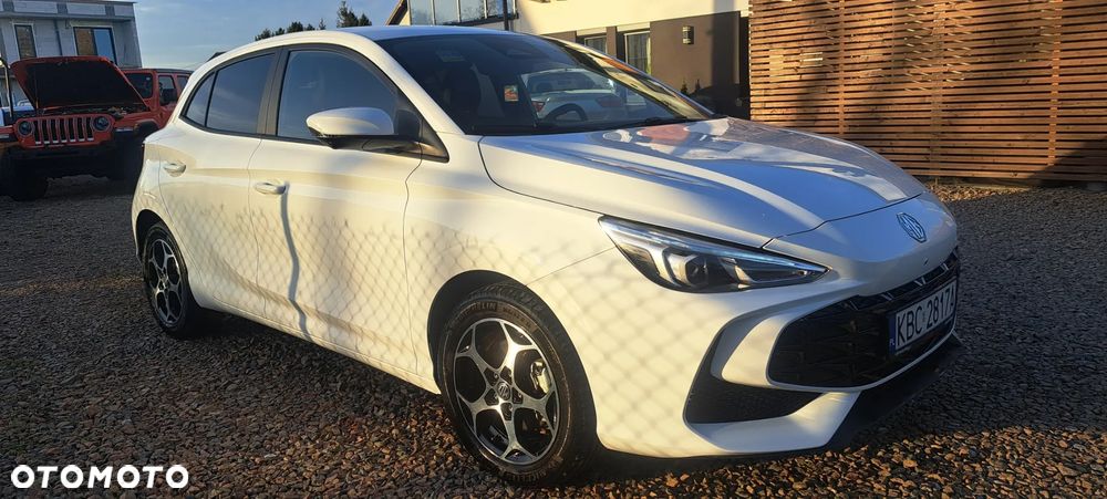 MG MG3 1.5 HEV+ Exclusive - 2