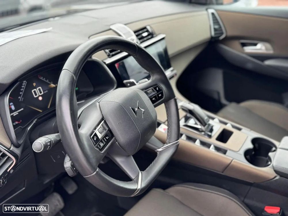 DS DS7 Crossback - 10
