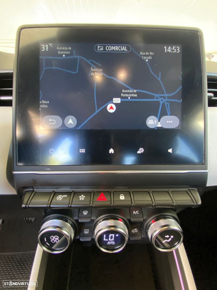 Renault Clio 1.0 TCe Techno Bi-Fuel - 33