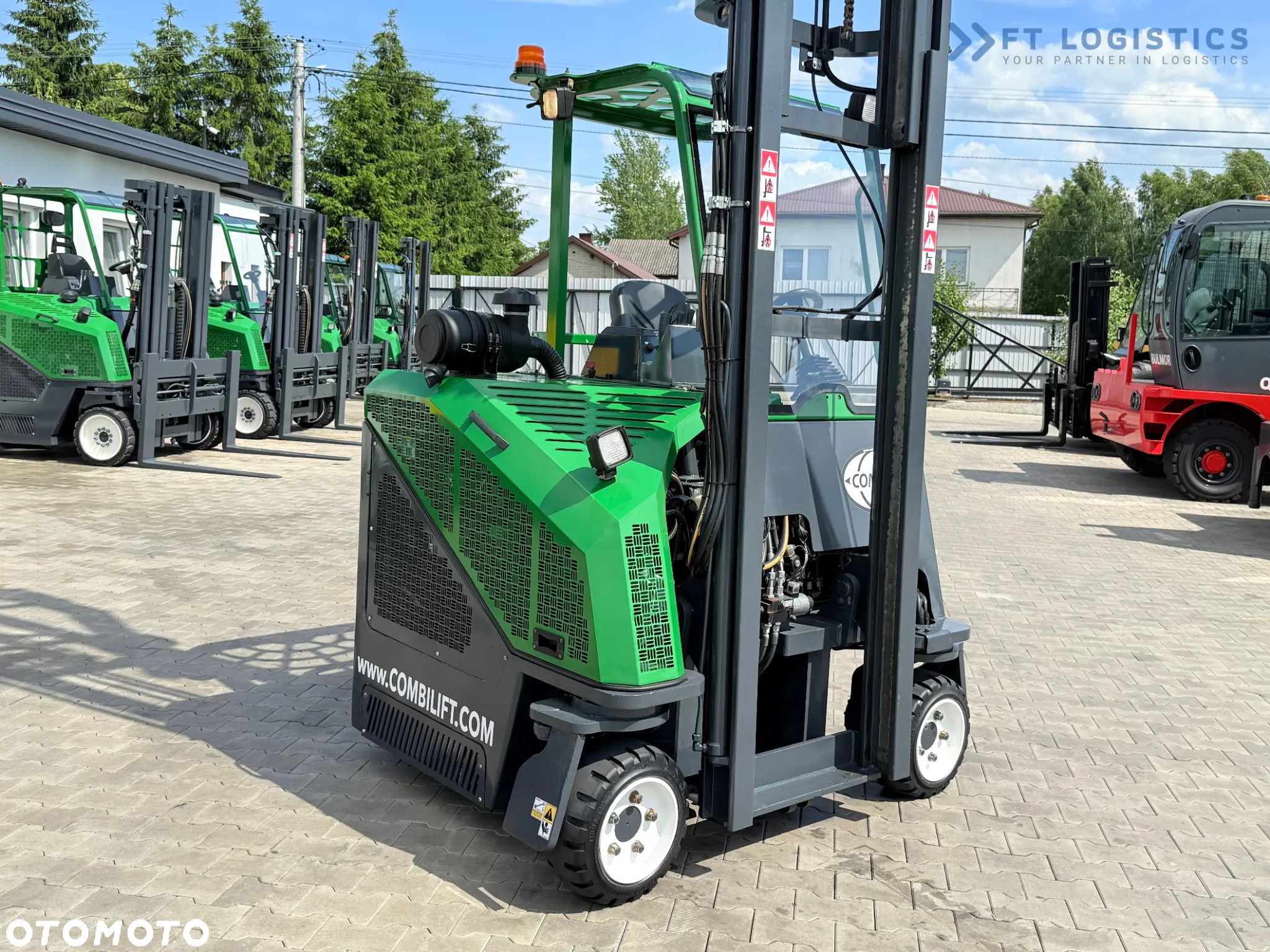 Combilift CB2500 / DIESEL / TRIPLEX / WYDŁY WYSUWNE / 5500MM / WOLNY SKOK / PRZESUW WIDEŁ / POZYCJONER / JAK NOWY - 36