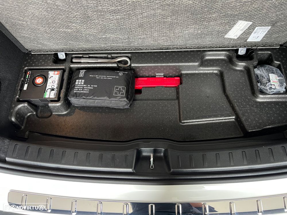 Mercedes-Benz EQA 300 4Matic Progressive - 14