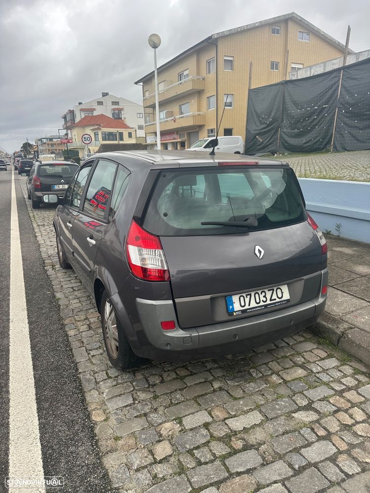 Renault Scénic 1.5 dCi Luxe Privilége - 10