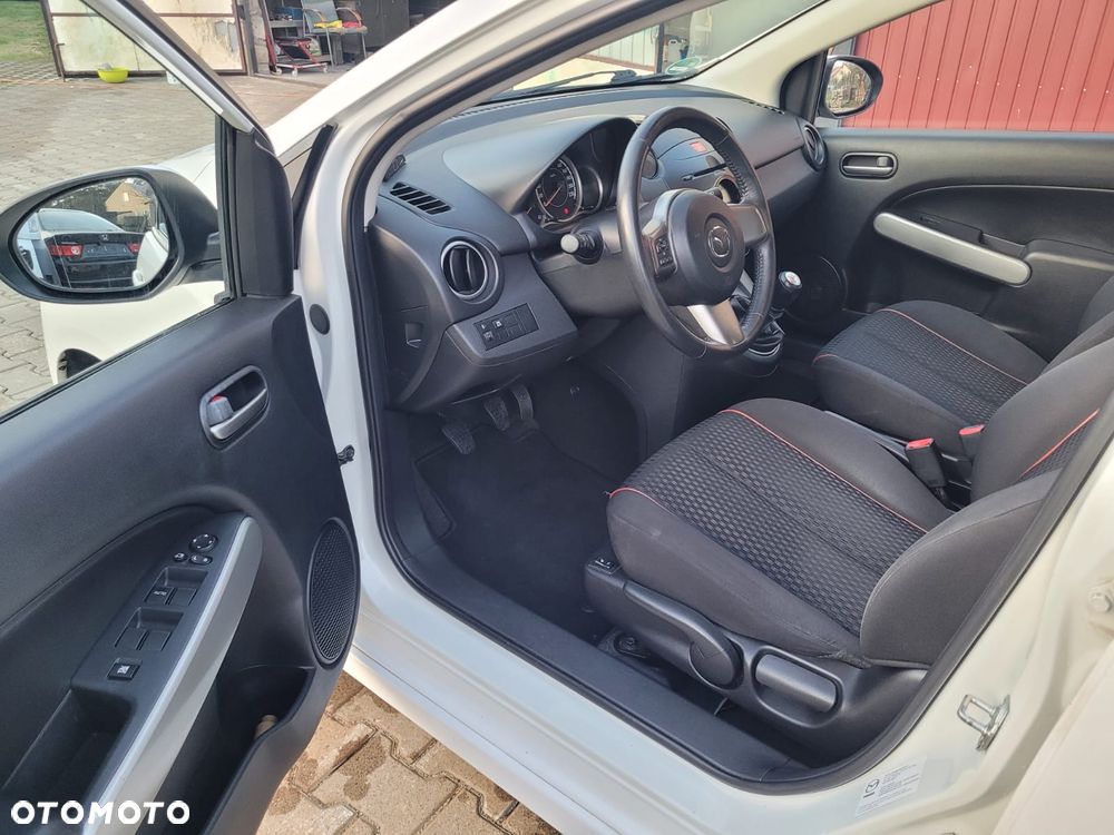 Mazda 2 1.3 MZR Sendo - 10