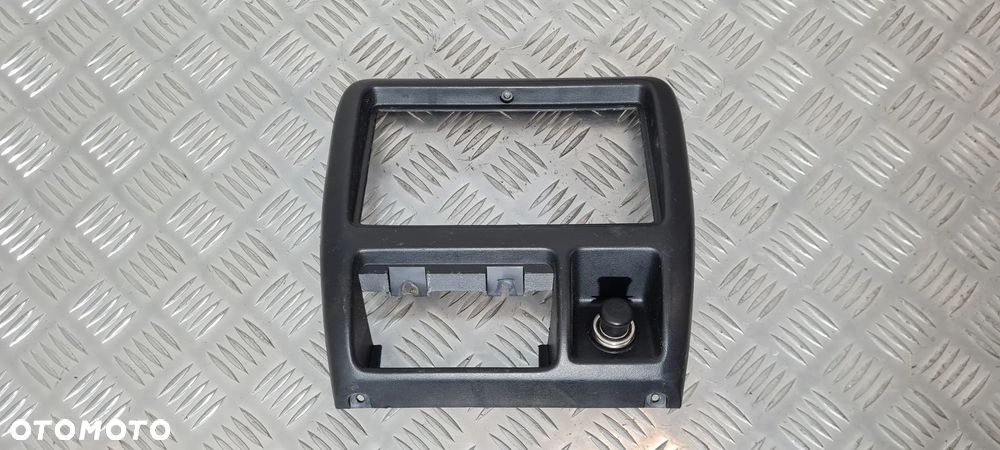 Suzuki Jimny Ramka Radia - 4