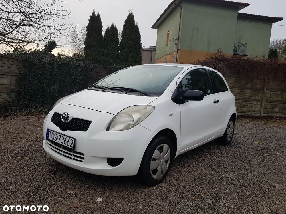 Toyota Yaris - 2