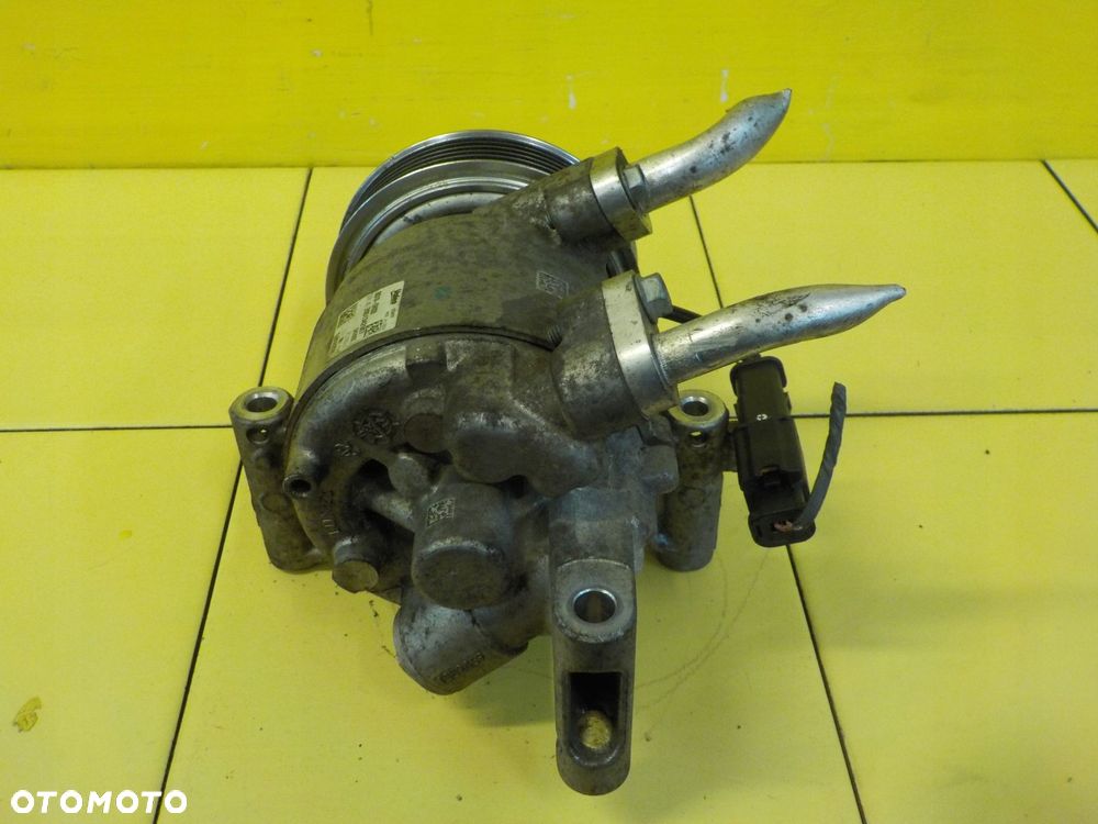 AYGO II 108 C1 1.0 VVTI 22r 72KM 1KR-FE sprezarka klimatyzacji 88310-0H030 - 4