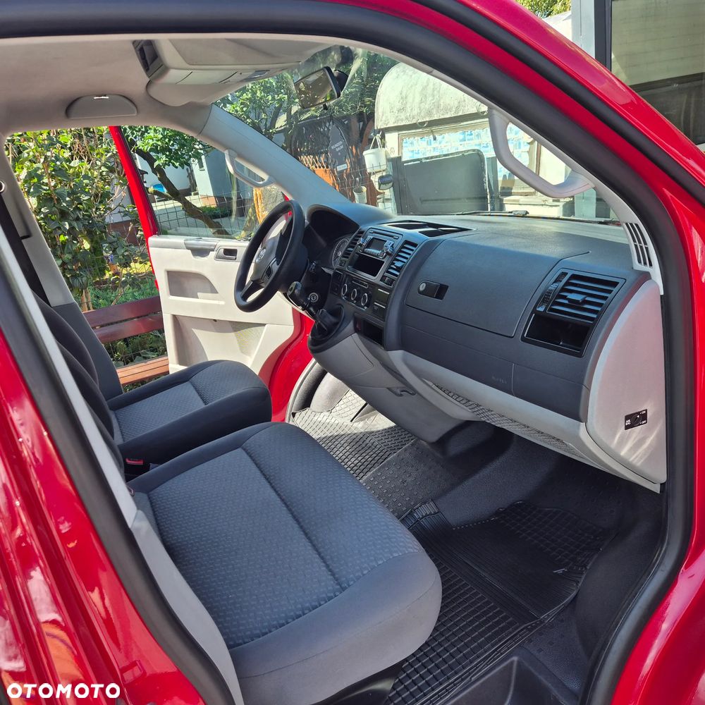 Volkswagen Transporter - 12