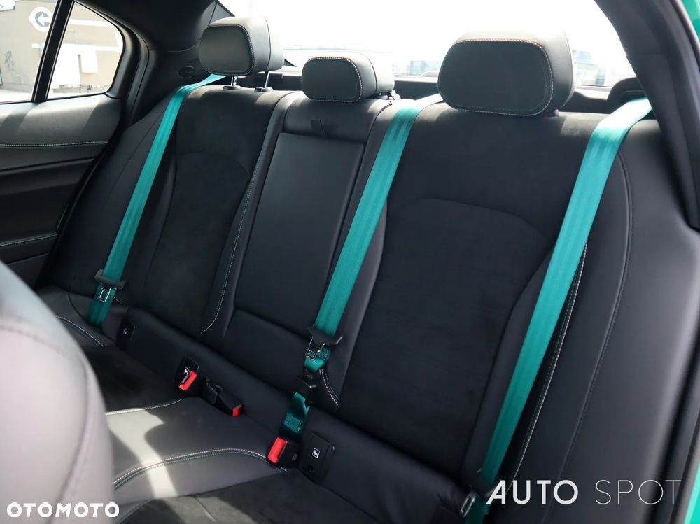 Alfa Romeo Giulia 2.9 Bi Turbo V6 Quadrifoglio - 40