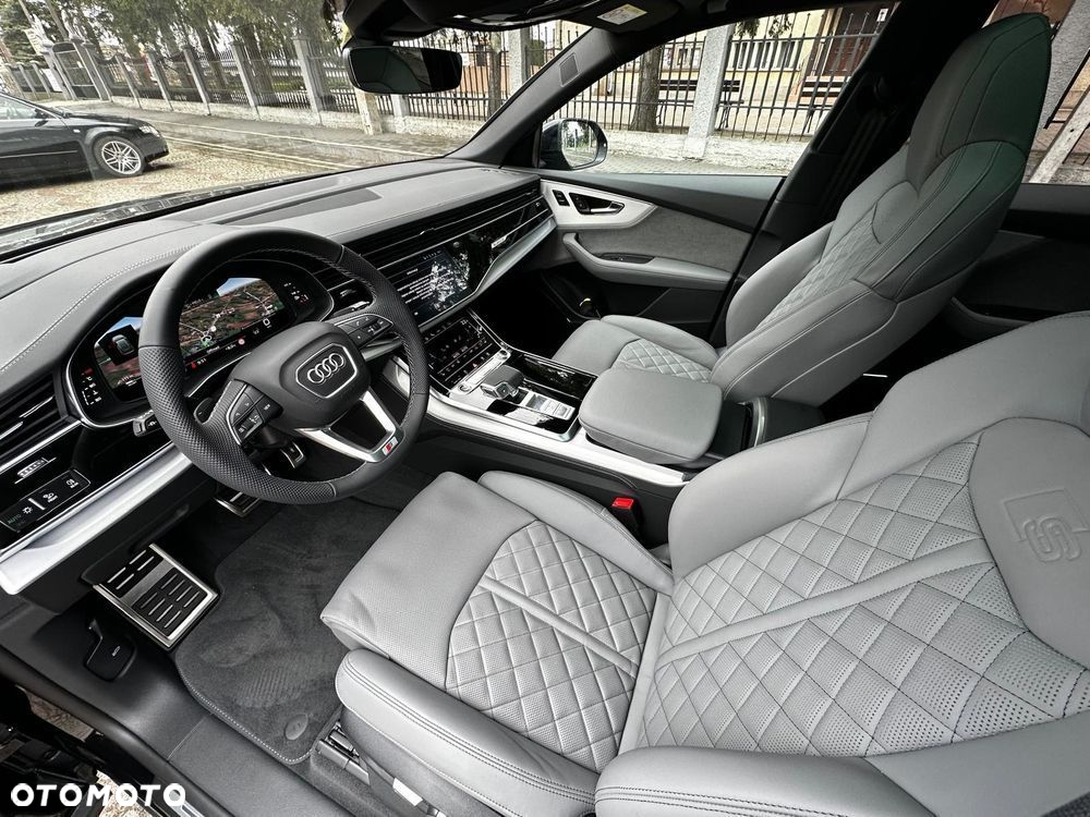 Audi Q8 - 19